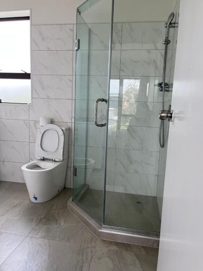 אוקלנד Totara Vale, Free Coffee, Parking And Wifi, Near Glenfield Mall And Highway 18,1 מראה חיצוני תמונה